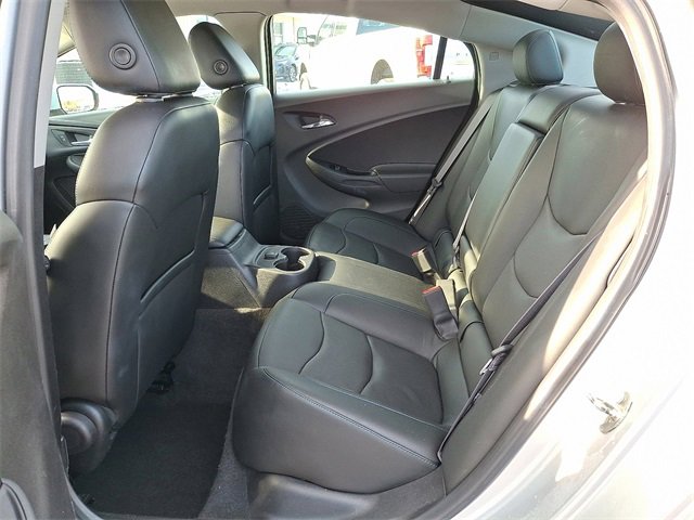 Used 2017 Chevrolet Volt LT w/ Comfort Package image 10