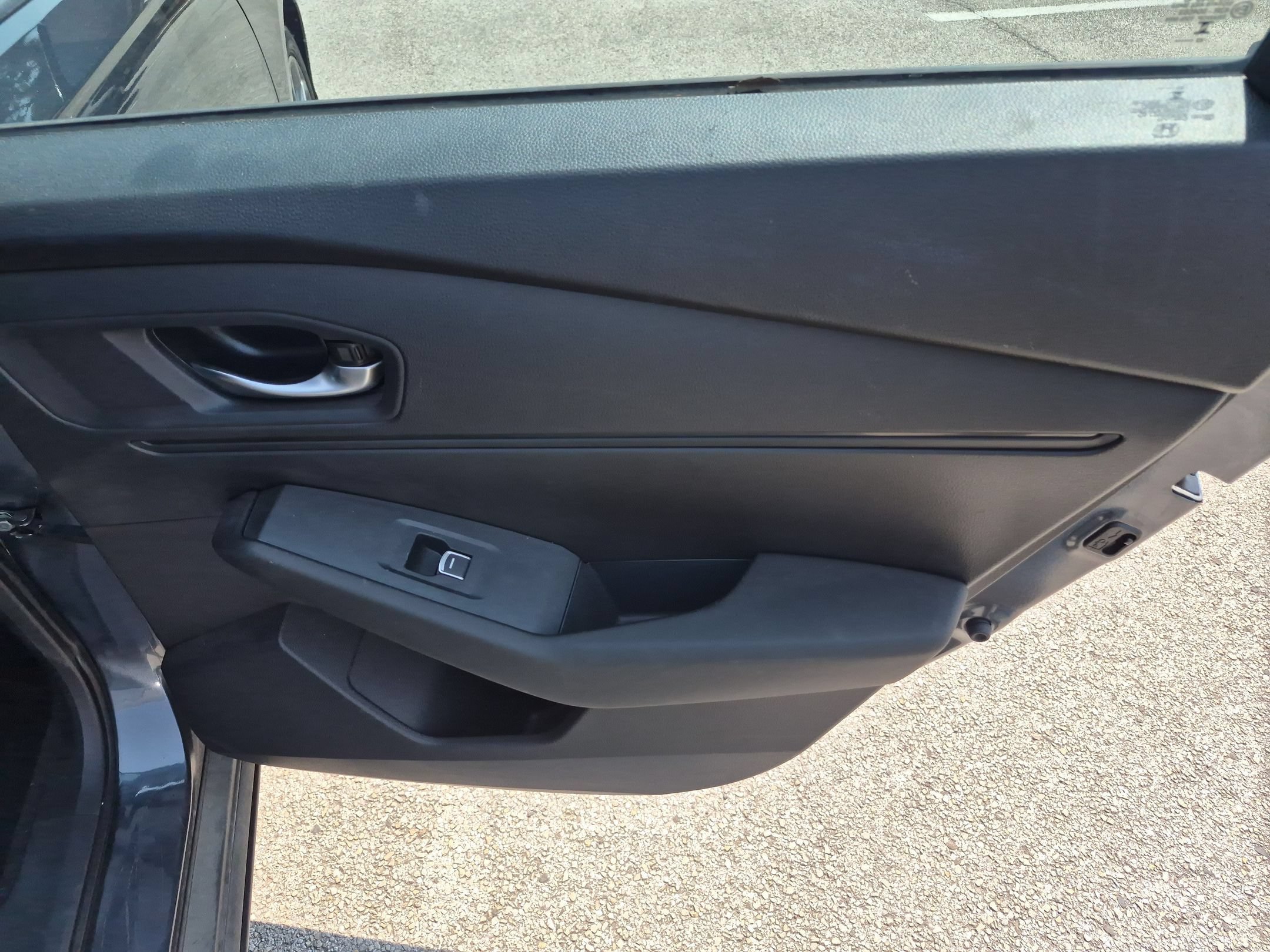 Used 2023 Honda Accord EX image 26