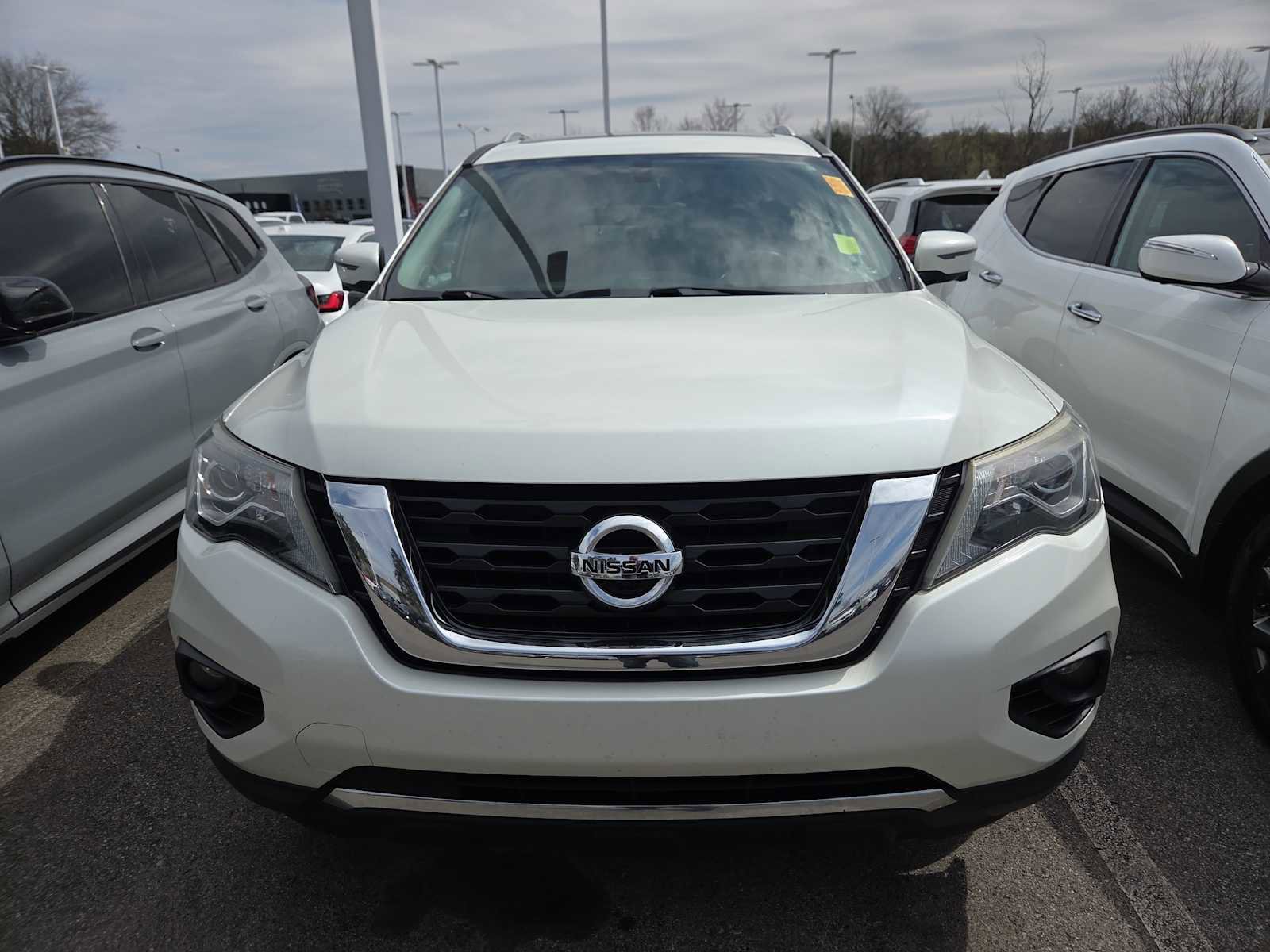 Used 2020 Nissan Pathfinder Platinum image 8