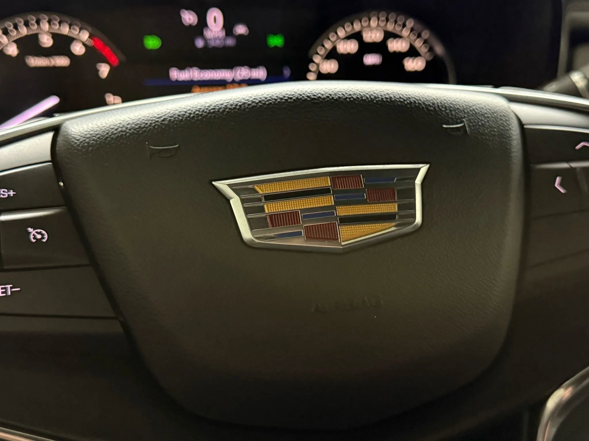 Used 2020 Cadillac XT5 Luxury image 25