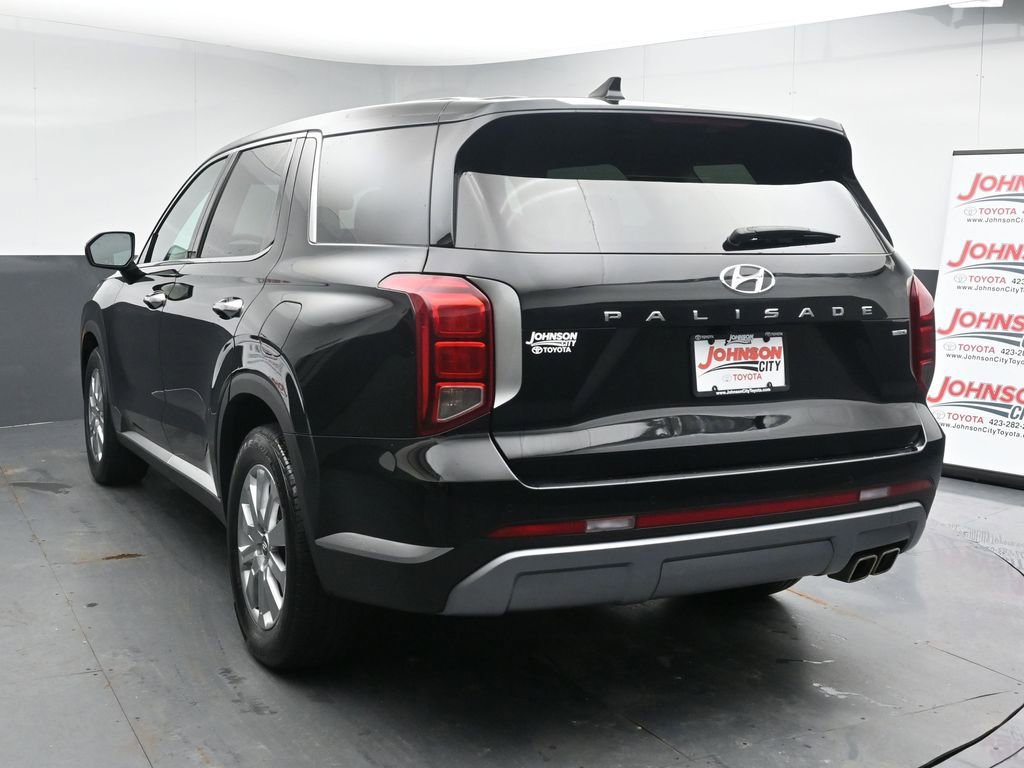 Used 2023 Hyundai Palisade SE w/ Cargo Package image 6