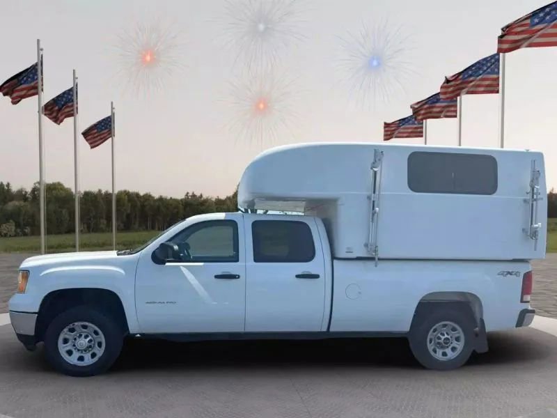 Used 2013 GMC Sierra 3500 W/T image 4