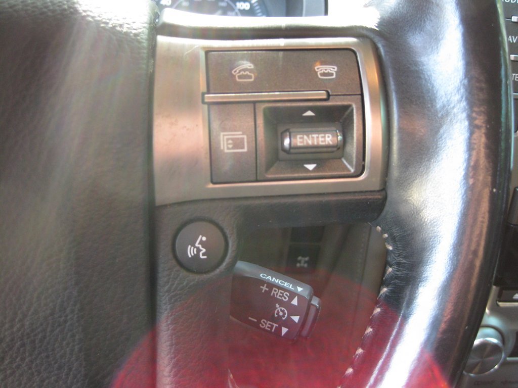 Used 2014 Lexus GX 460 w/ Premium Package AWD/4WD image 23