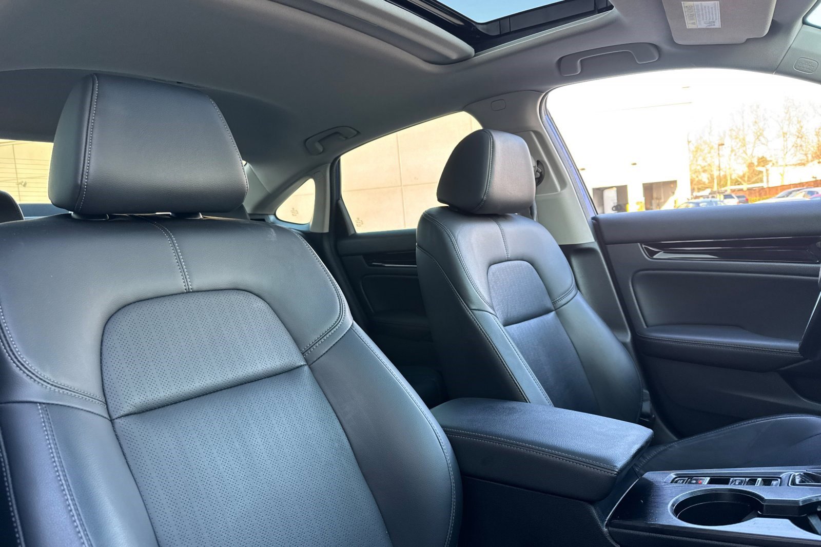 Used 2023 Honda Civic Touring image 32