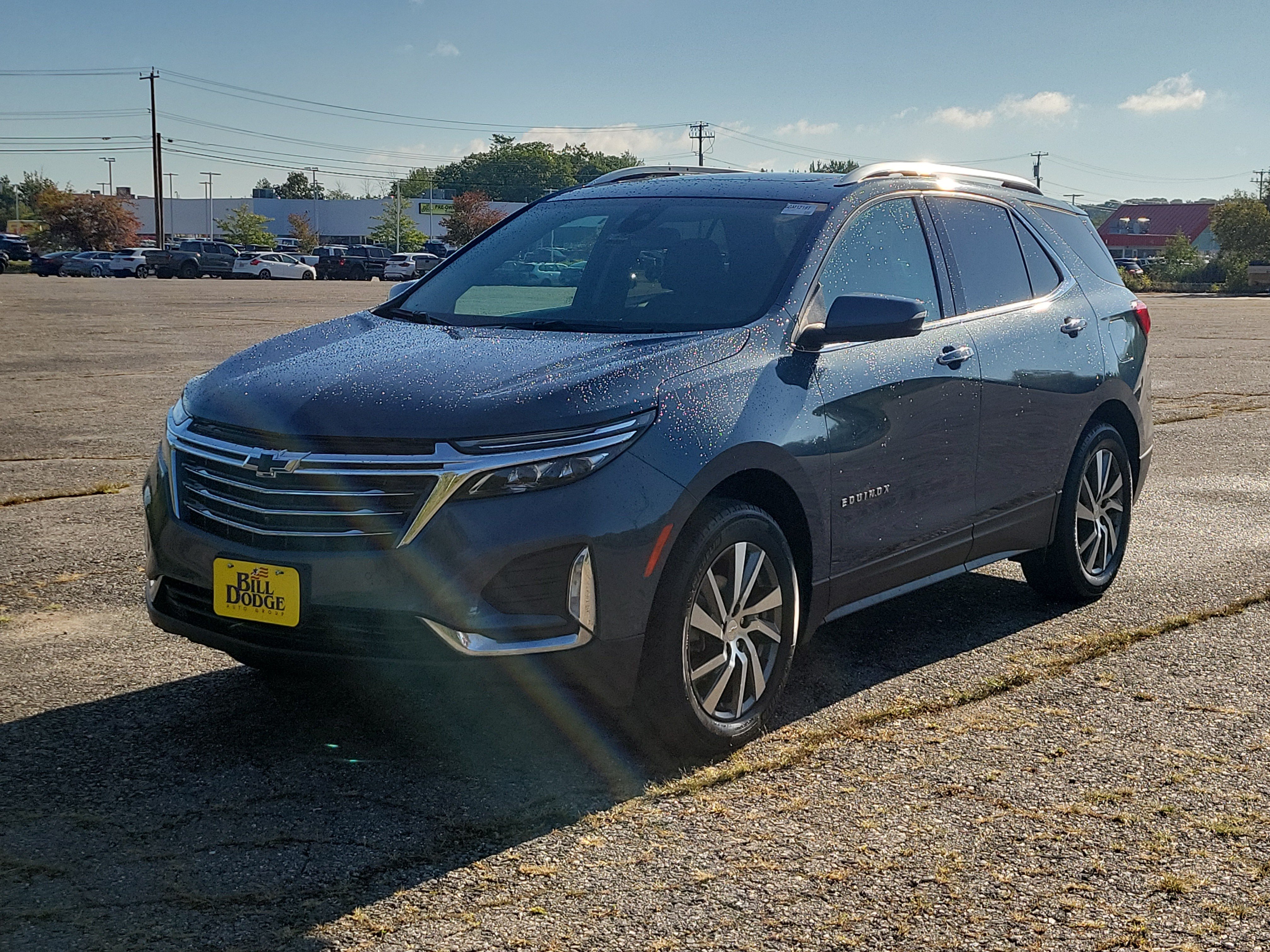 Used 2024 Chevrolet Equinox Premier AWD/4WD image 1