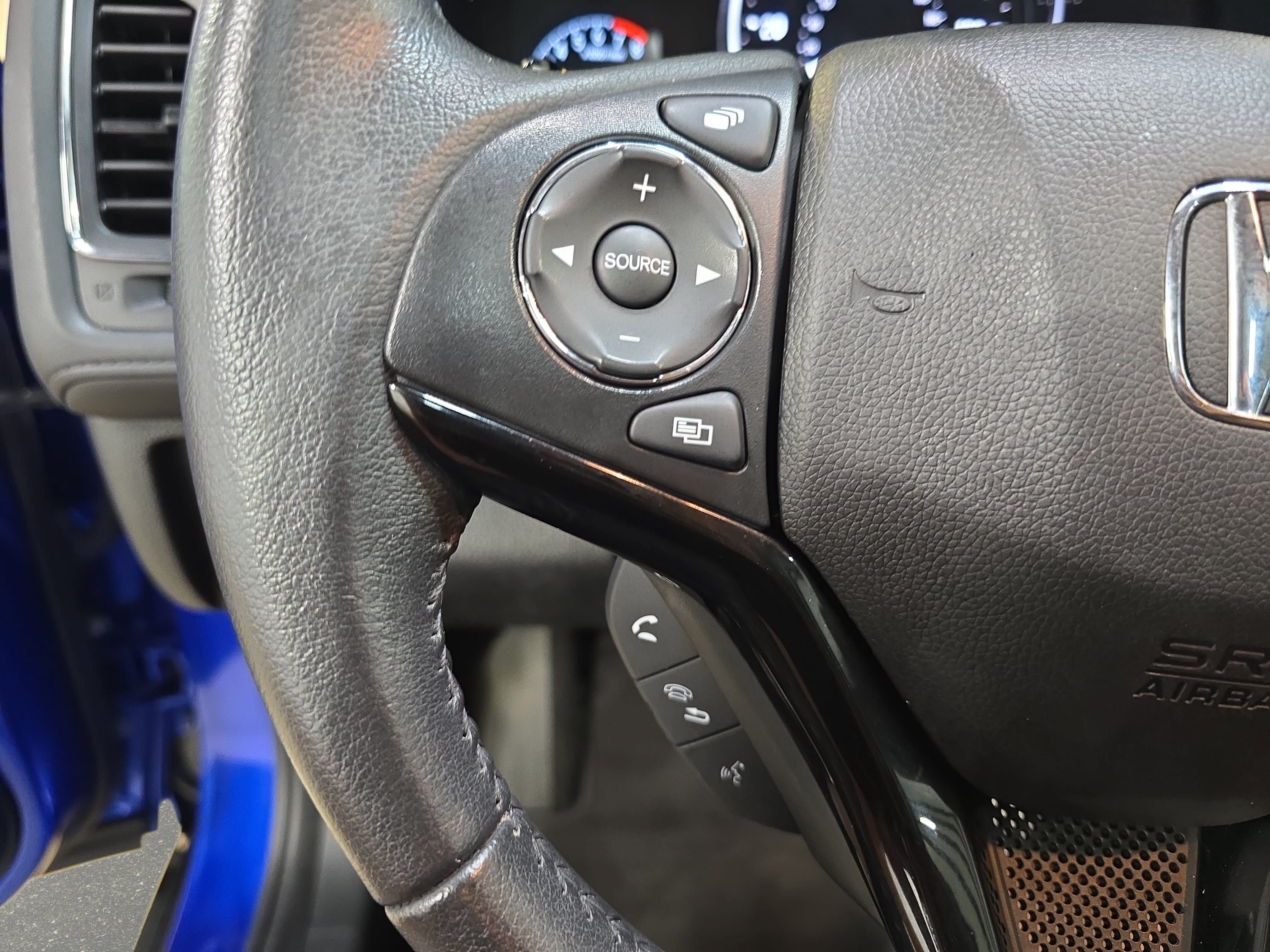 Certified 2021 Honda HR-V EX-L image 14