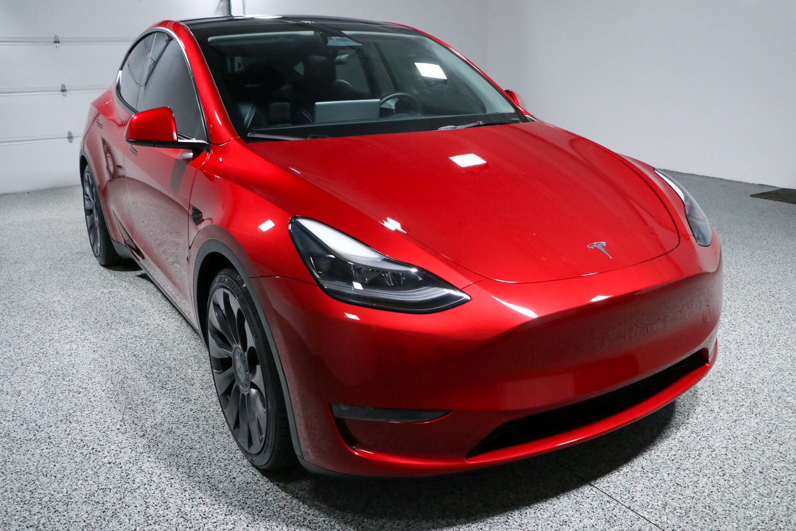 Used 2024 Tesla Model Y Performance AWD/4WD image 5