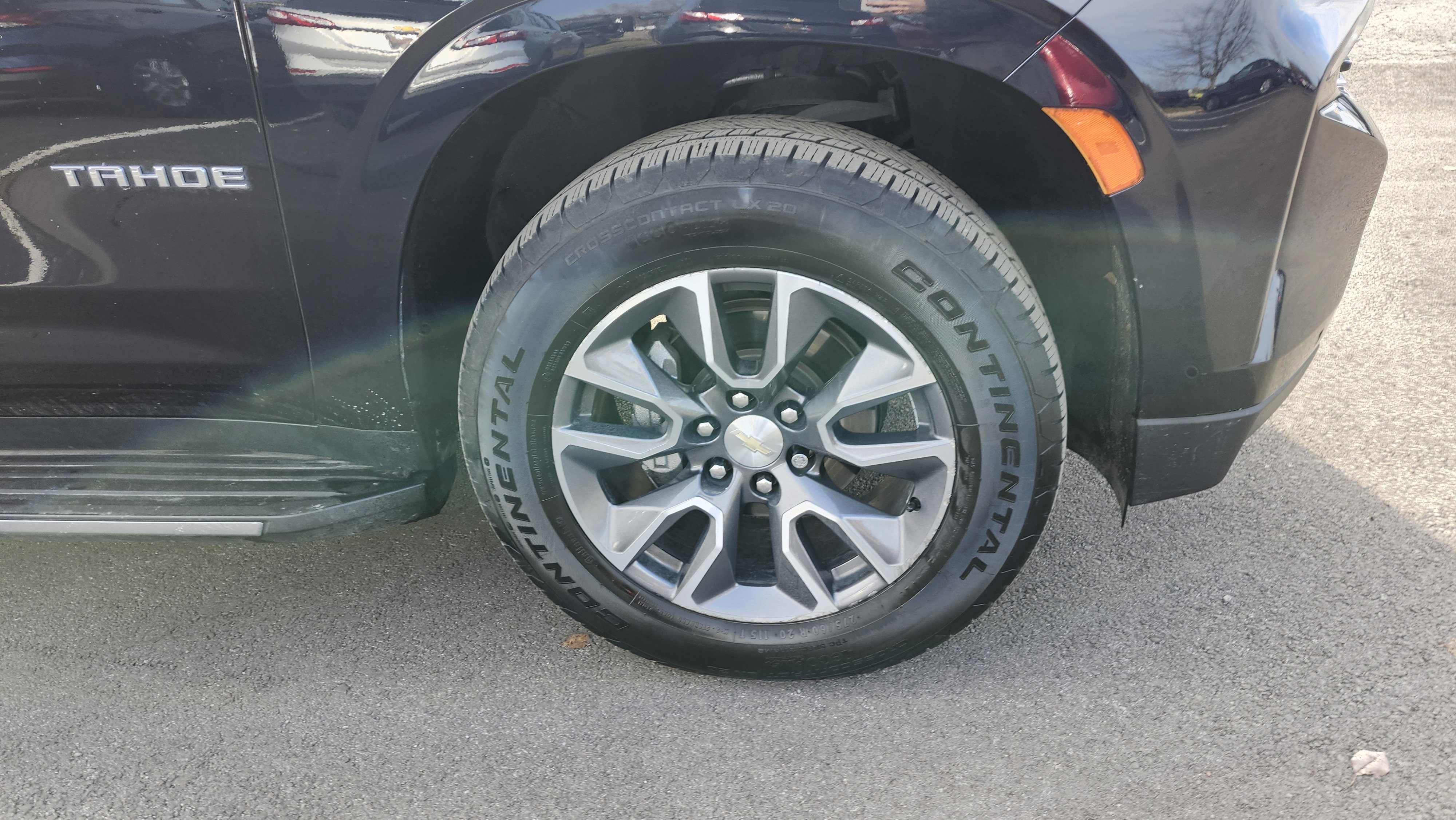 Used 2021 Chevrolet Tahoe LT w/ LT Signature Plus Package image 13