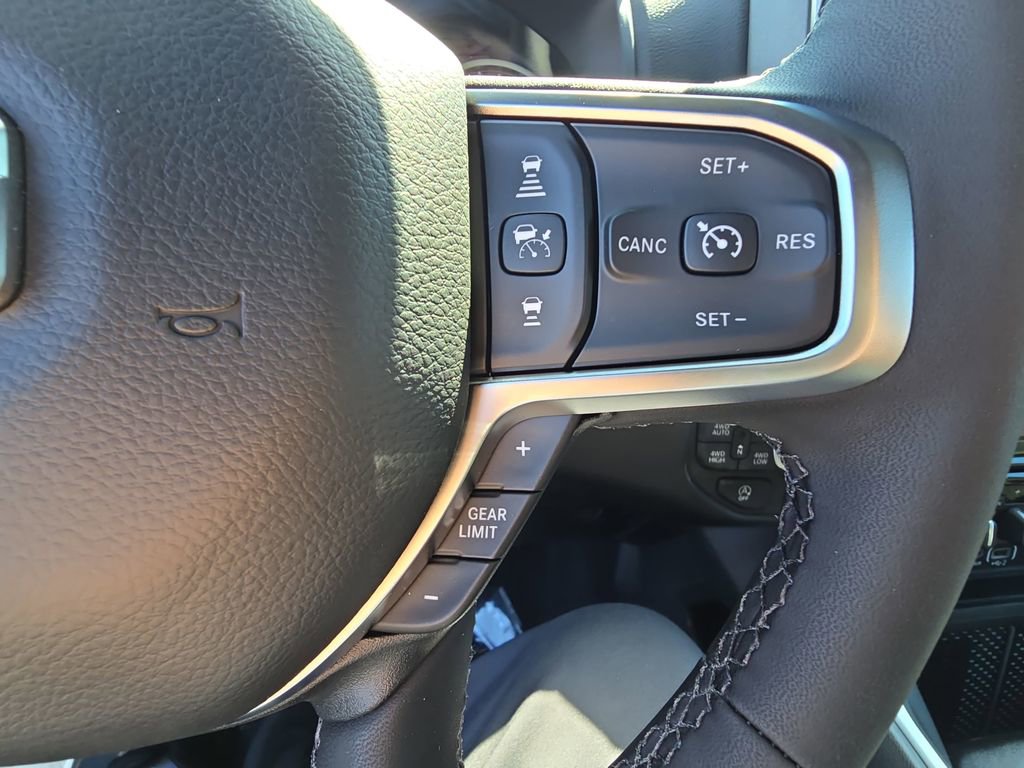 New 2026 RAM 1500 Big Horn AWD/4WD image 18