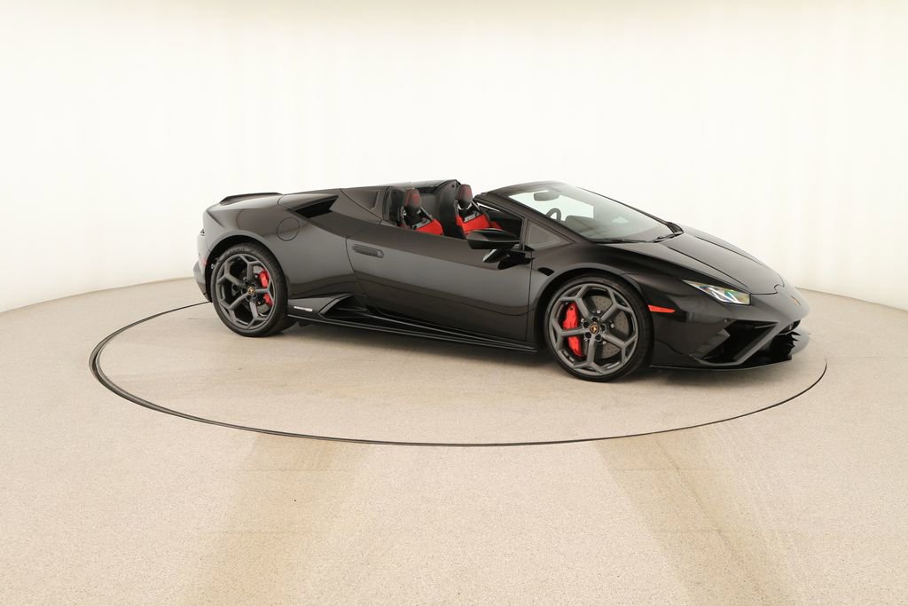 Used 2023 Lamborghini Huracan EVO RWD image 9