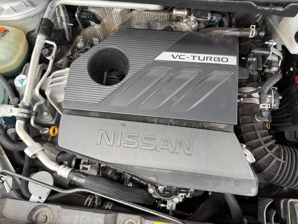 Used 2025 Nissan Rogue SV AWD/4WD image 31