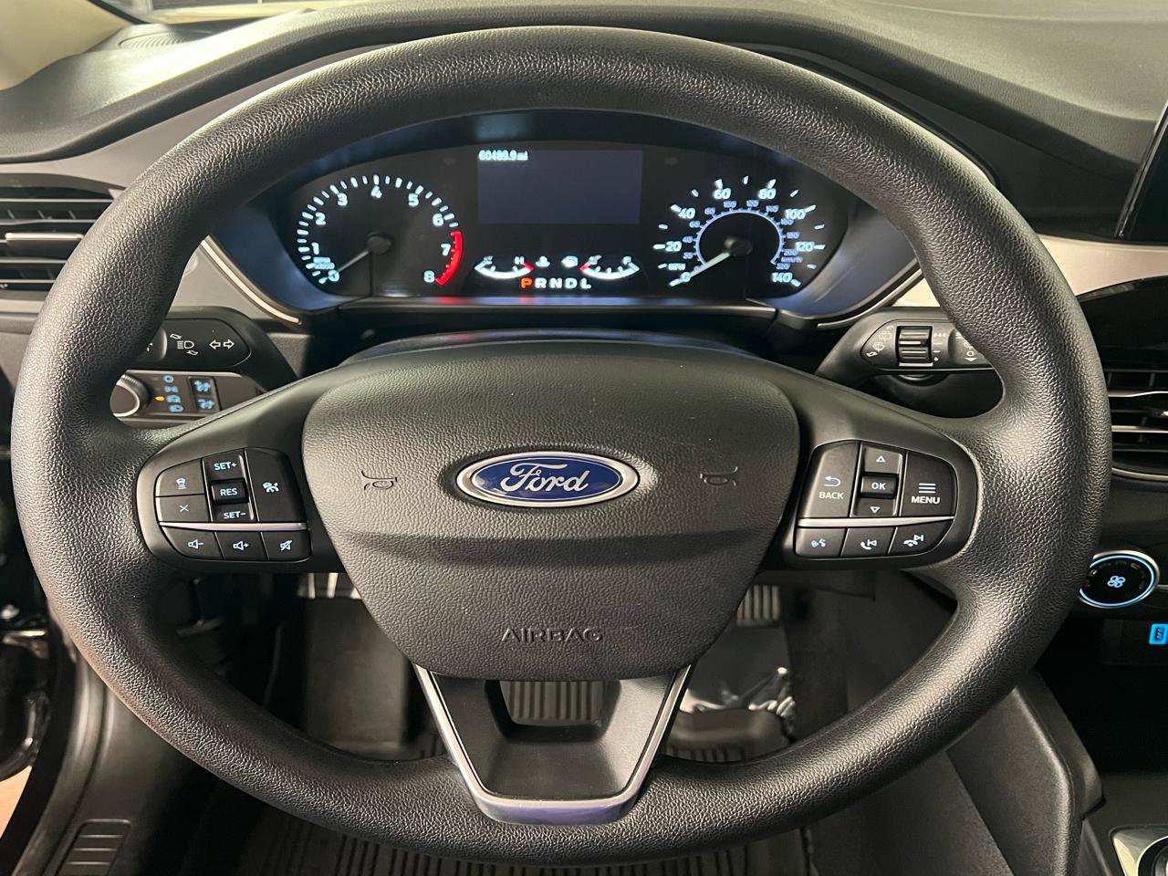 Used 2020 Ford Escape SE image 16