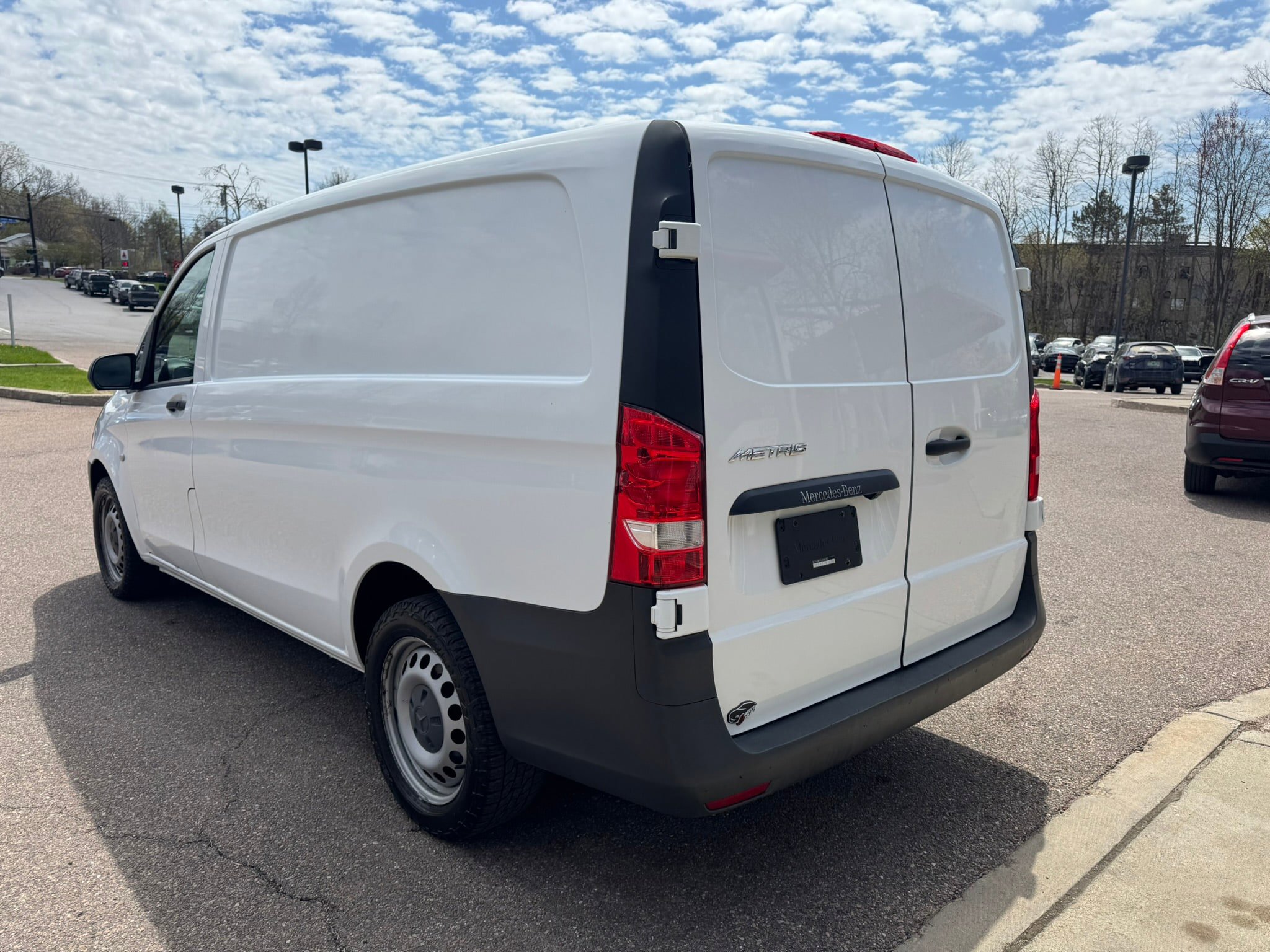 Used 2020 Mercedes-Benz Metris image 5