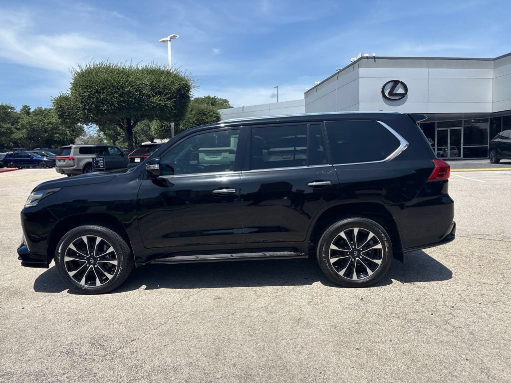 Used 2021 Lexus LX 570 4WD w/ Sport Package image 2