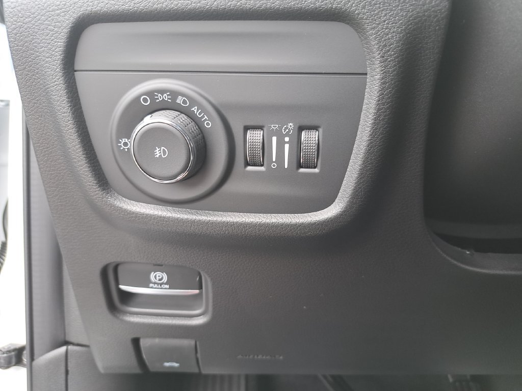 New 2026 Jeep Grand Cherokee Limited AWD/4WD image 26