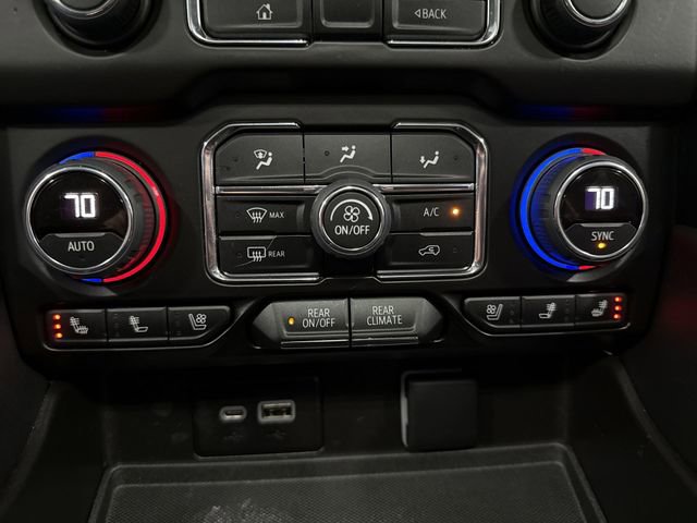 Used 2022 Chevrolet Tahoe High Country image 15