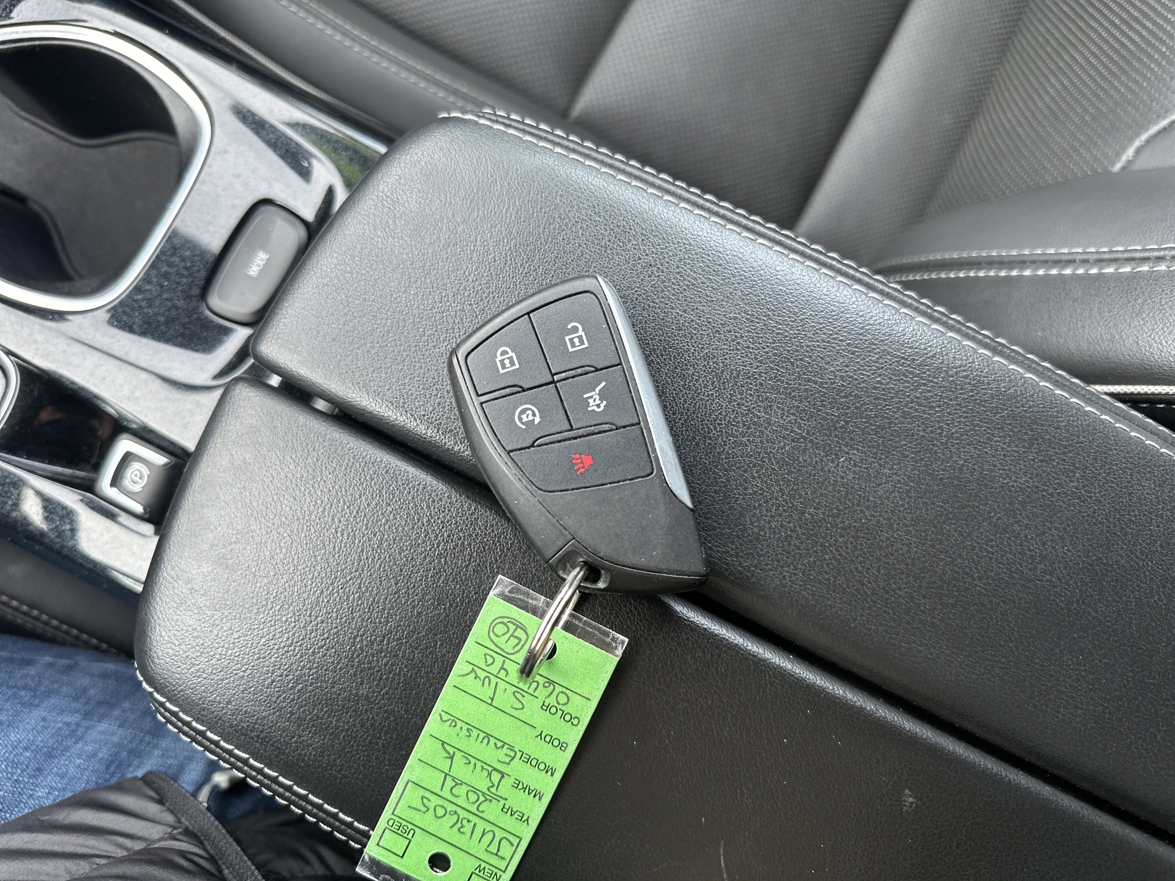 Used 2021 Buick Envision Essence image 29