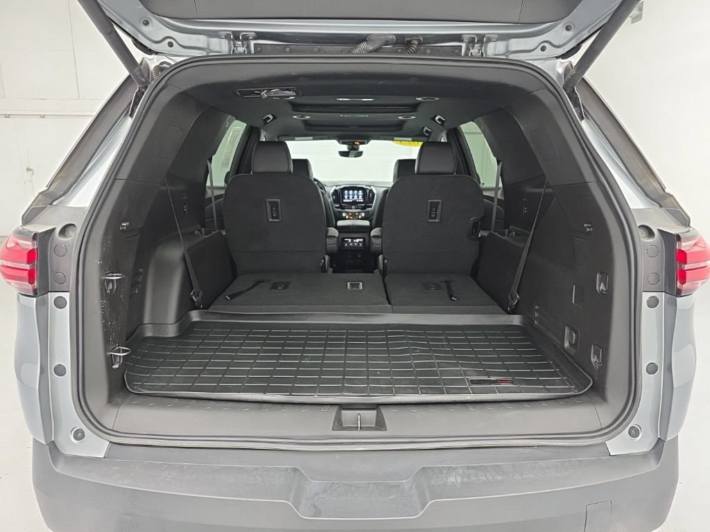 Used 2023 Chevrolet Traverse RS AWD/4WD image 53