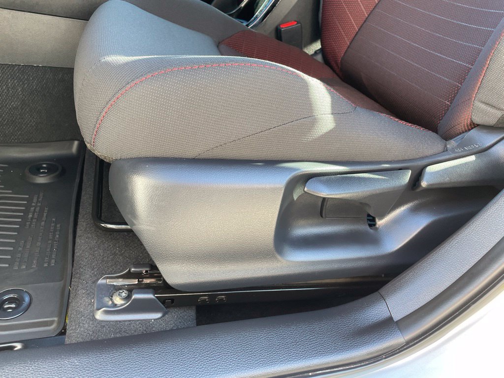 Used 2025 Toyota Corolla SE w/ SE Premium Package FWD image 11