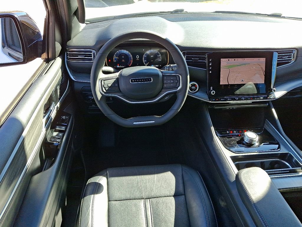 Used 2024 Jeep Wagoneer Series II w/ Flexible Seating Group image 13