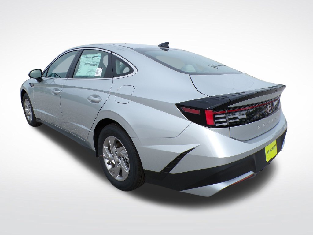 New 2026 Hyundai Sonata SE FWD image 4