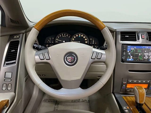 Used 2005 Cadillac XLR RWD image 22