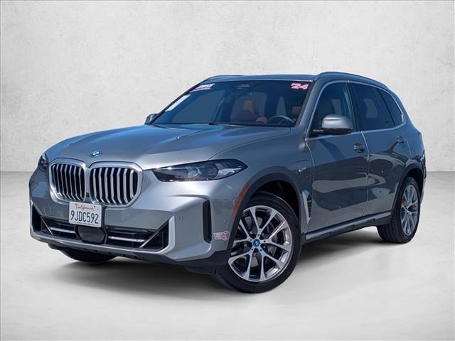 Used 2024 BMW X5 xDrive50e w/ Parking Assistance Package AWD/4WD image 1