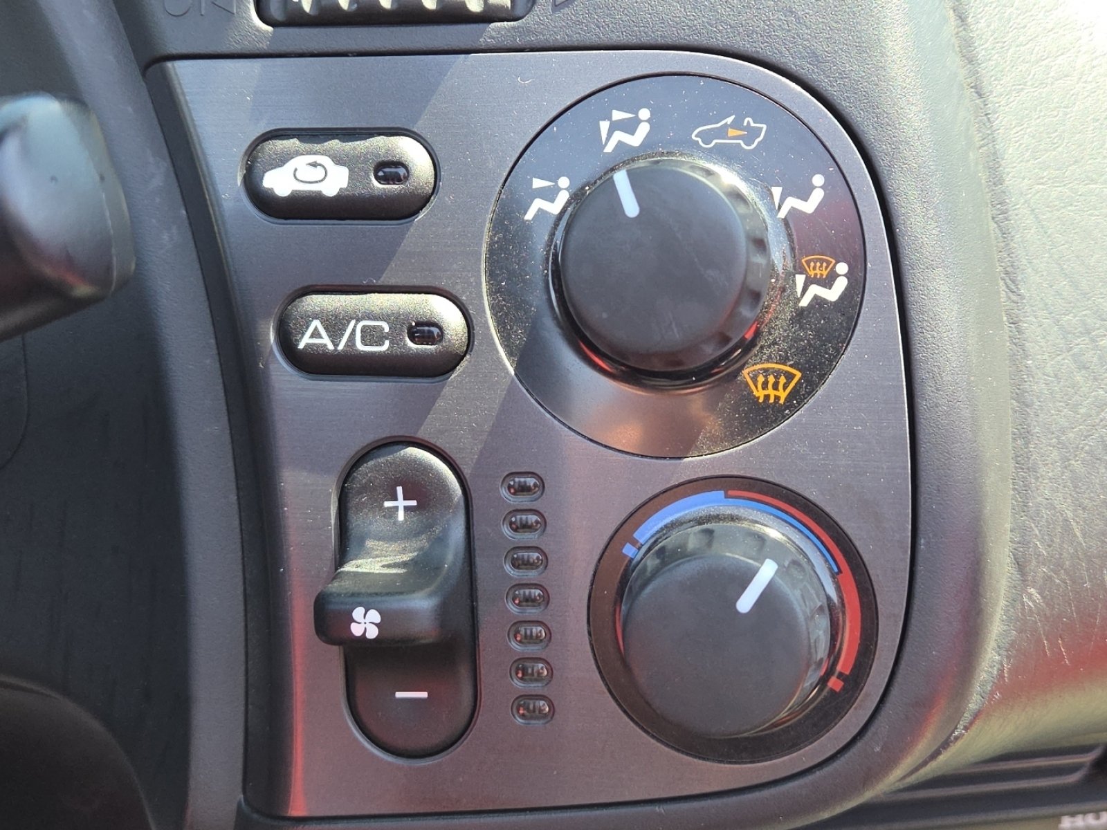 Used 2000 Honda S2000 image 26