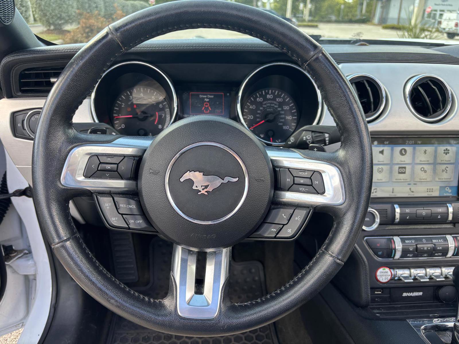 Used 2016 Ford Mustang Premium image 22