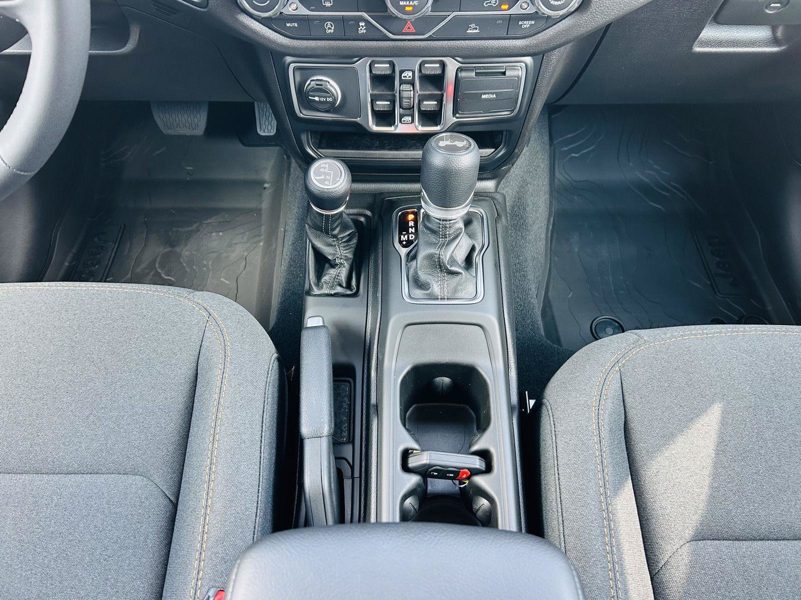 New 2026 Jeep Wrangler Unlimited Sport AWD/4WD image 19
