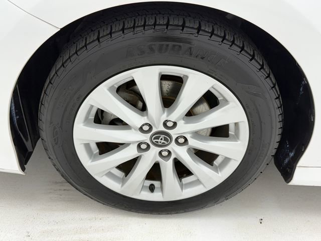 Used 2020 Toyota Camry LE image 7