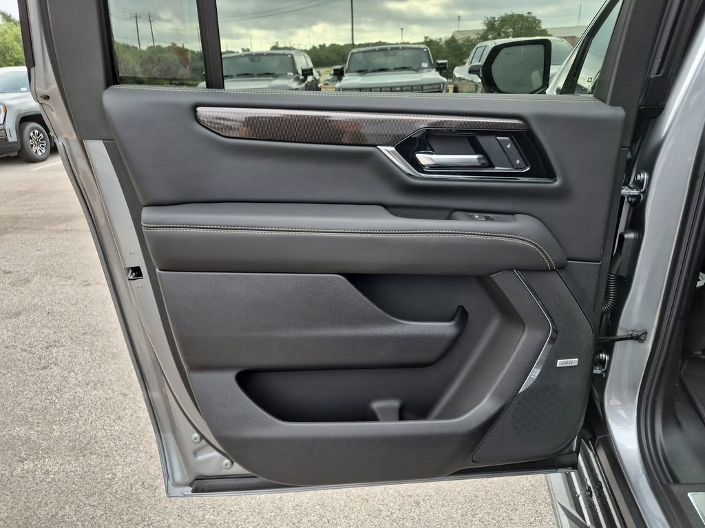 New 2026 GMC Yukon XL Elevation w/ Elevation Premium Package AWD/4WD image 38