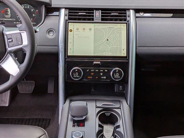 New 2026 Land Rover Discovery S image 11