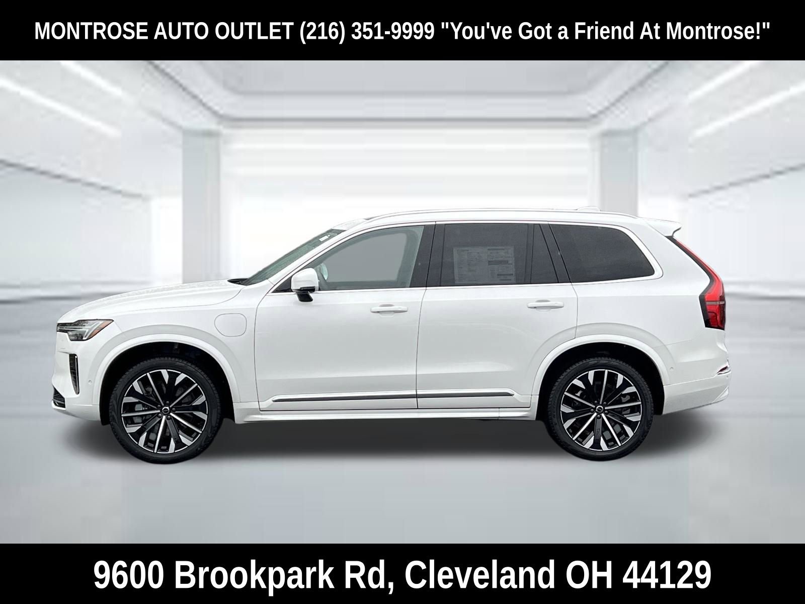 New 2026 Volvo XC90 T8 Ultra w/ Protection Package Premier AWD/4WD image 2