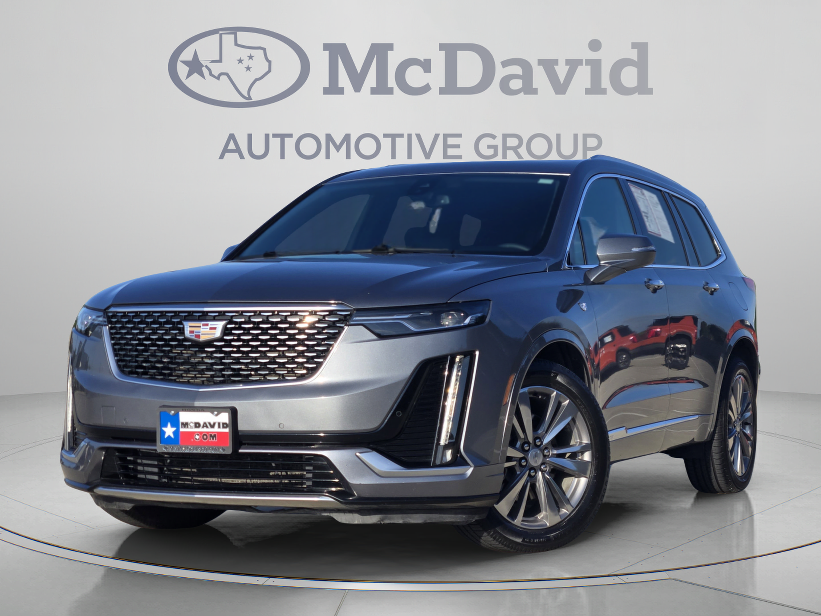 Used 2022 Cadillac XT6 Premium Luxury FWD image 1