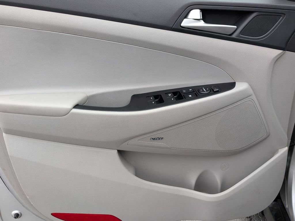 Used 2021 Hyundai Tucson Sport image 14