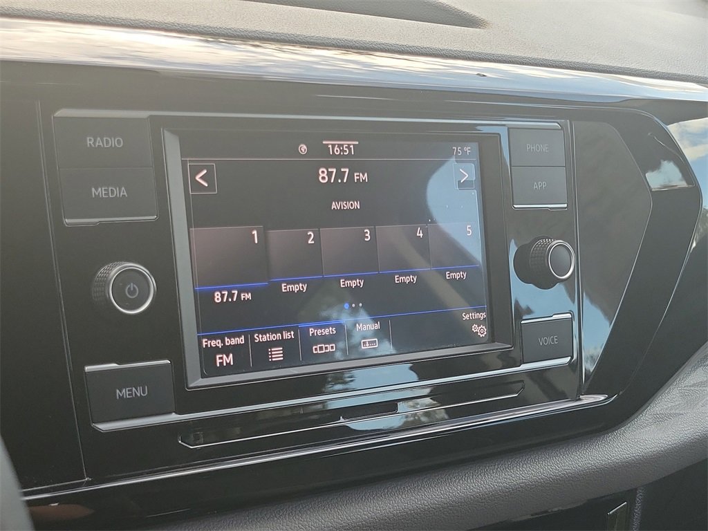 Used 2024 Volkswagen Taos S image 27