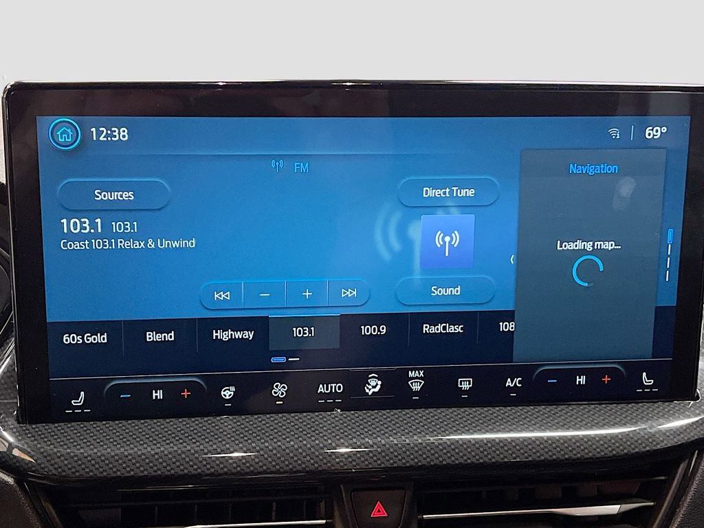 Used 2025 Ford Escape ST-Line Elite w/ Premium Technology Package image 15