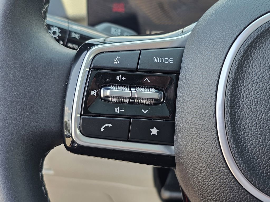 Used 2025 Kia Sorento S w/ Panoramic Sunroof Package image 22