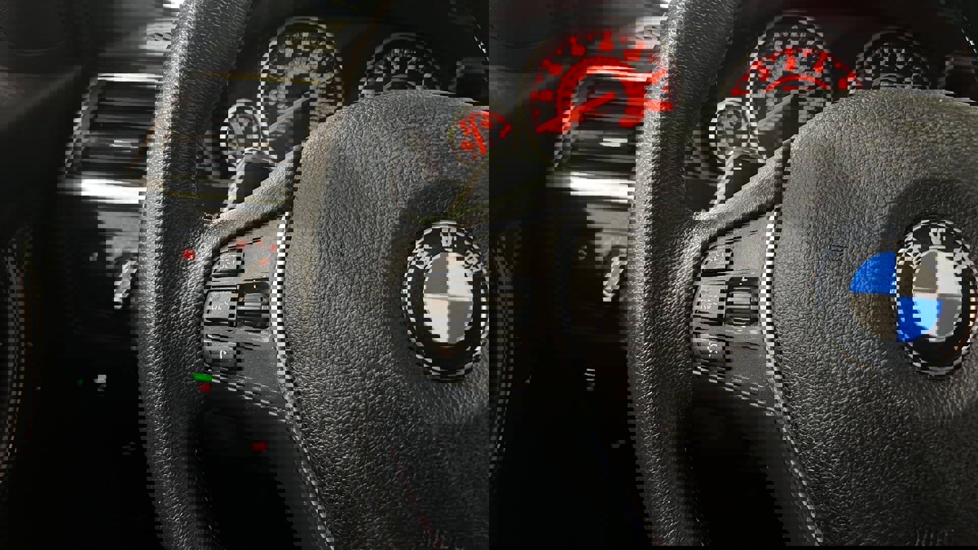 Used 2018 BMW 330i xDrive Sedan image 27