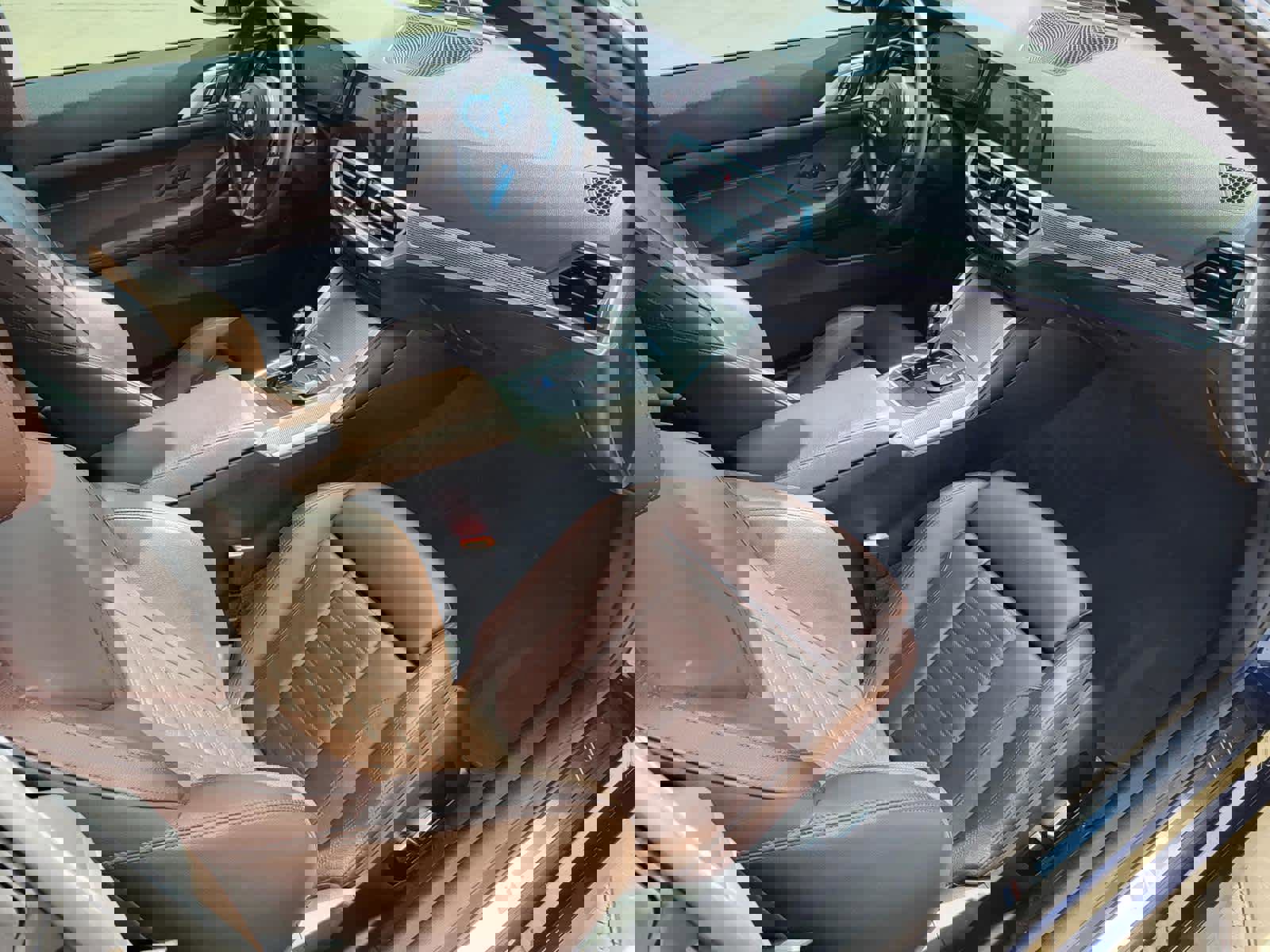 Used 2023 BMW 440i xDrive Coupe w/ Premium Package image 9