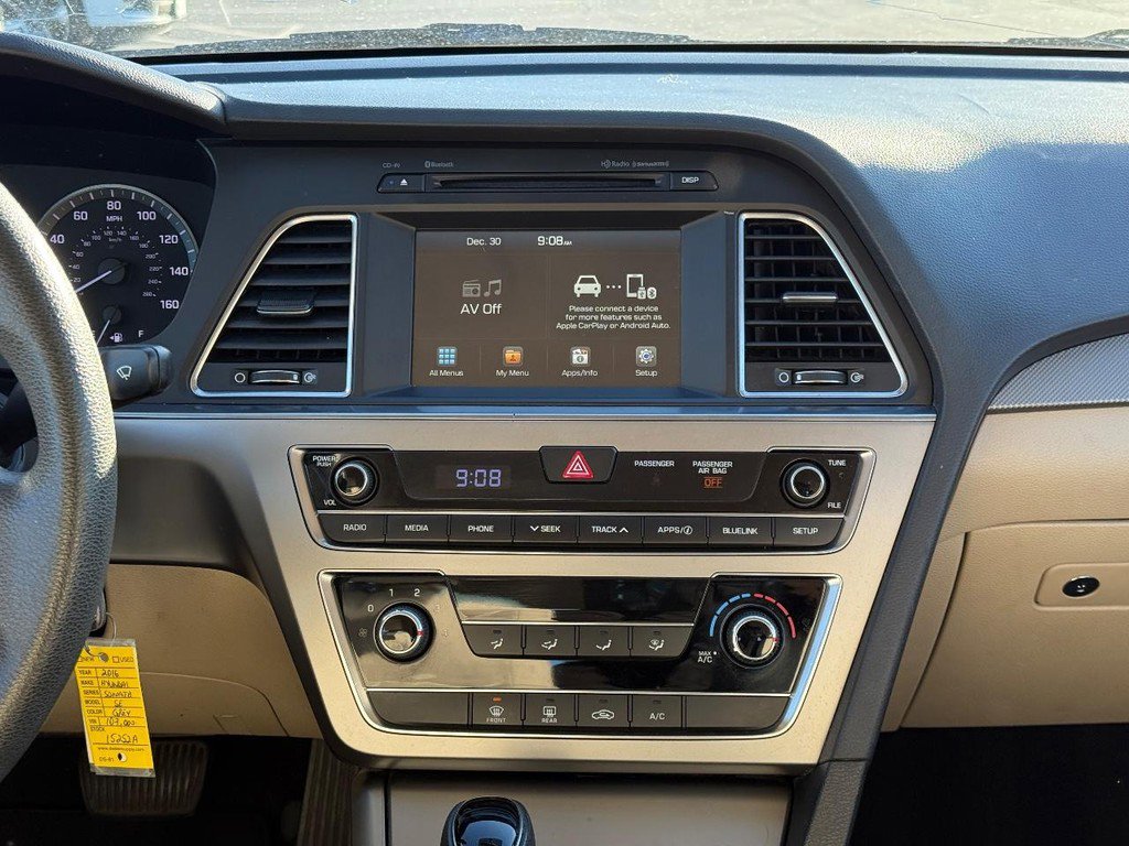 Used 2016 Hyundai Sonata SE image 13