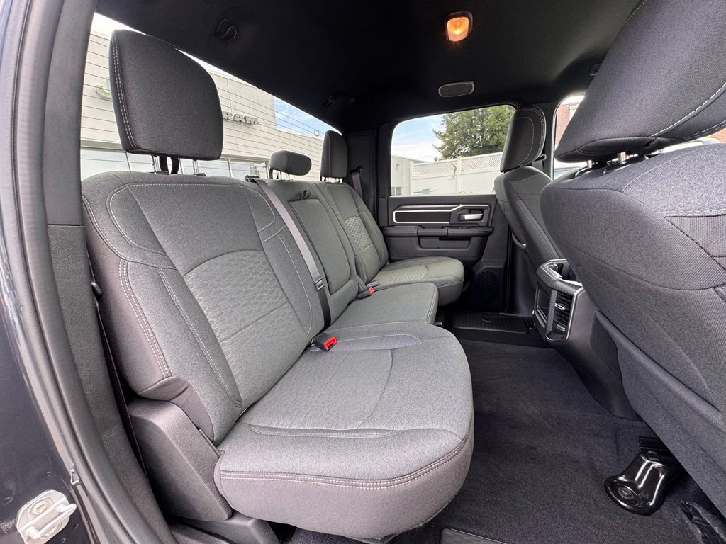 New 2026 RAM 2500 Big Horn AWD/4WD image 21
