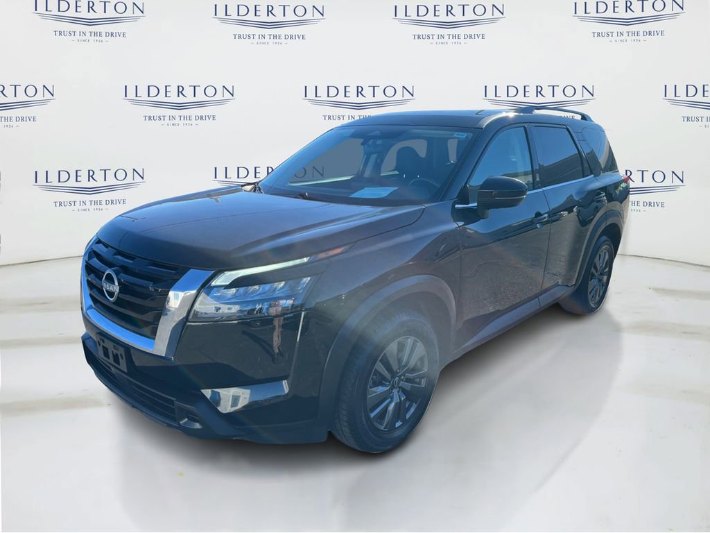 Used 2024 Nissan Pathfinder SV