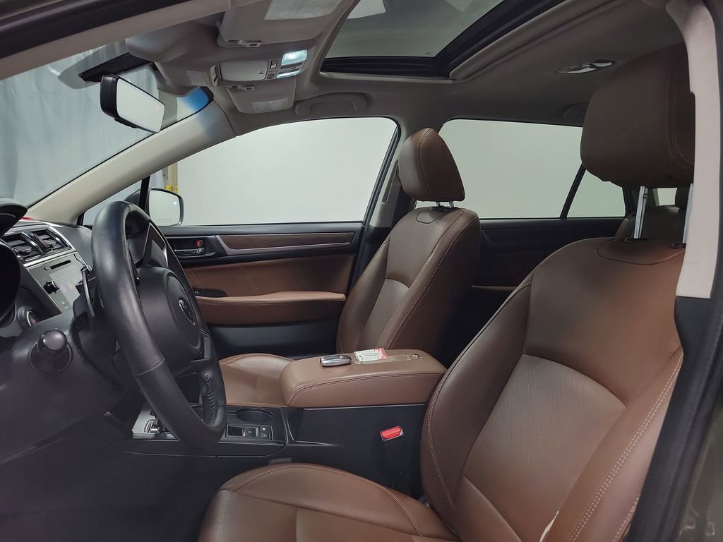 Used 2018 Subaru Outback 3.6R Touring image 14