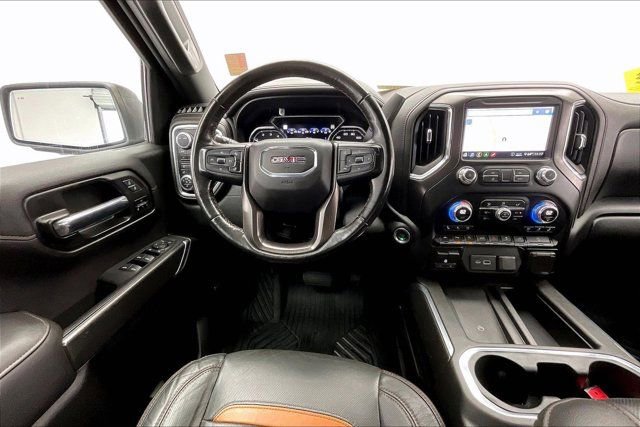 Used 2020 GMC Sierra 1500 AT4 w/ AT4 Premium Package AWD/4WD image 4