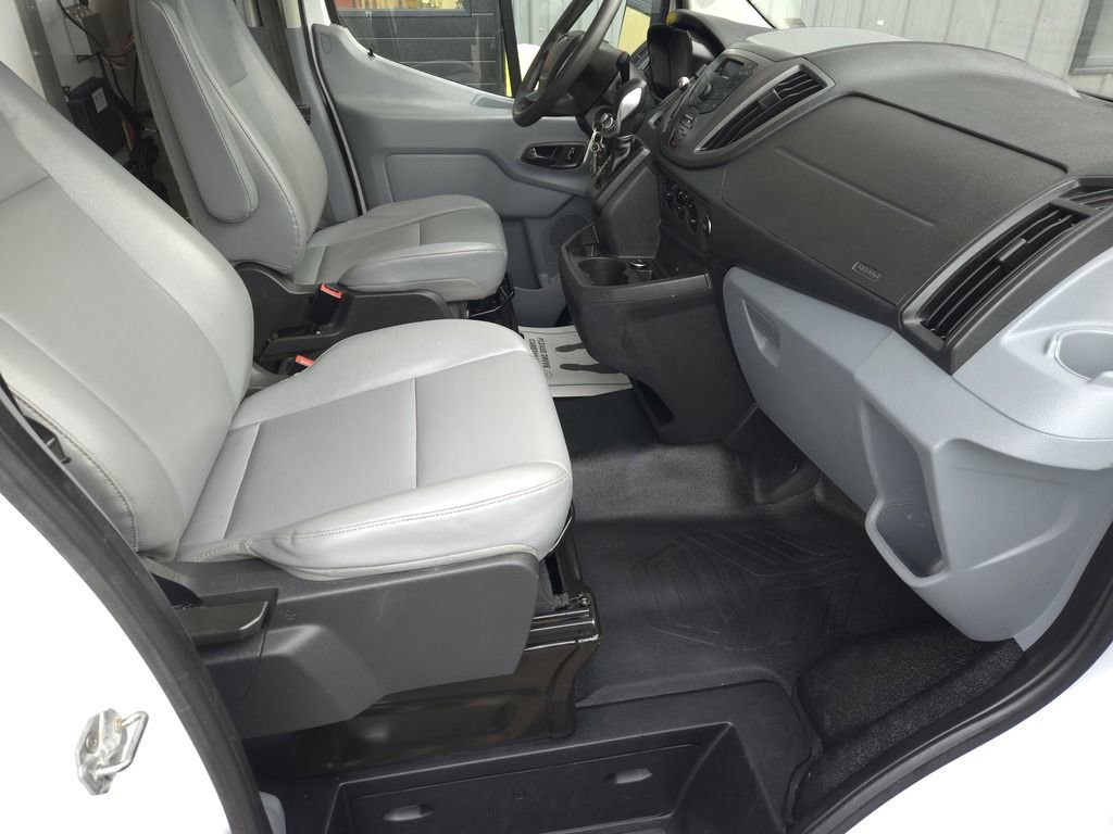 Used 2015 Ford Transit 250 138 w/ Exterior Upgrade Package image 19