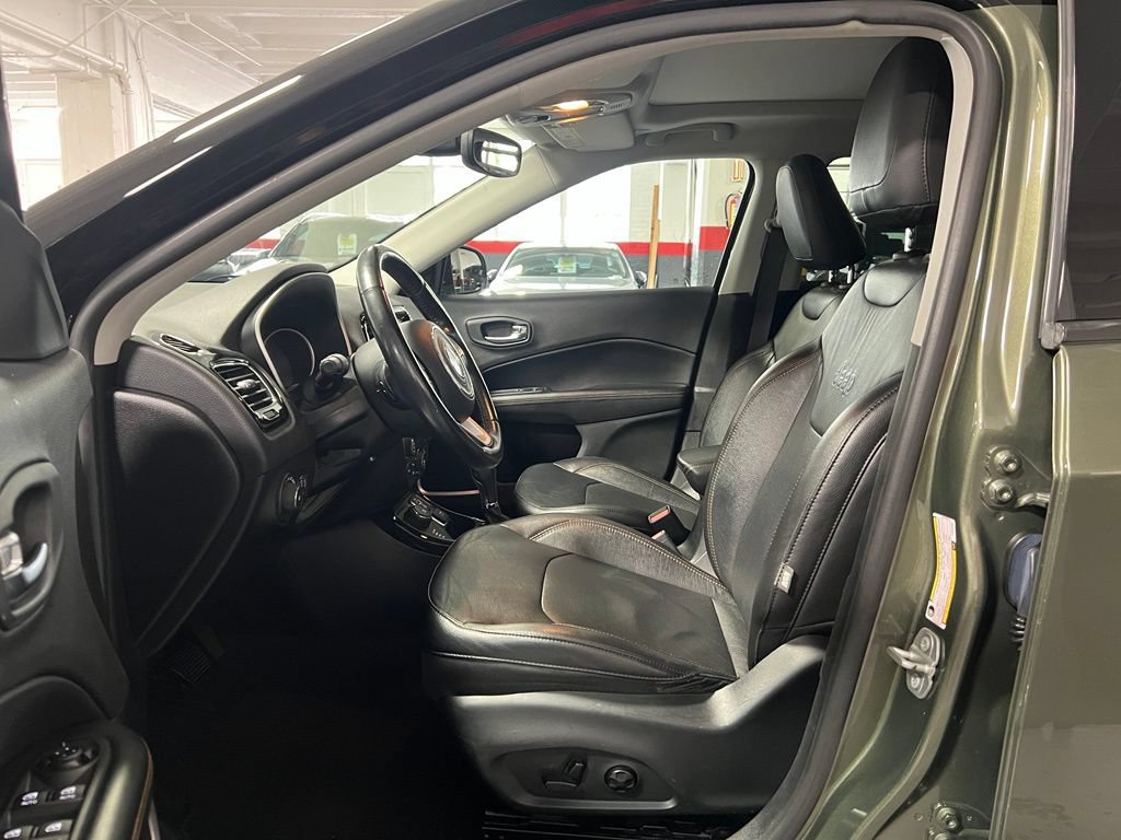 Used 2020 Jeep Compass Limited AWD/4WD image 13