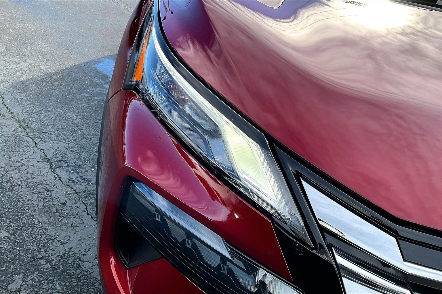 Used 2024 Nissan Rogue SL image 31