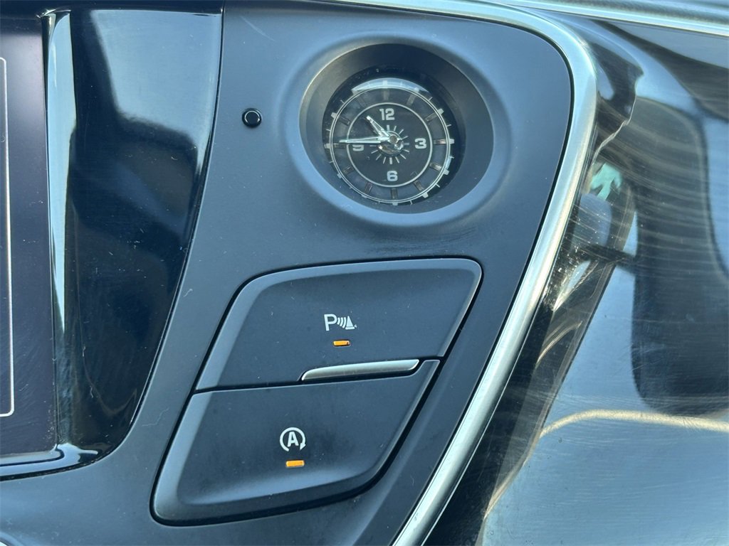 Used 2019 Buick Envision Essence image 32